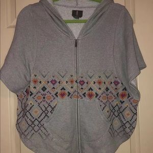Women’s XL sweatshirt Hoodie zip up poncho